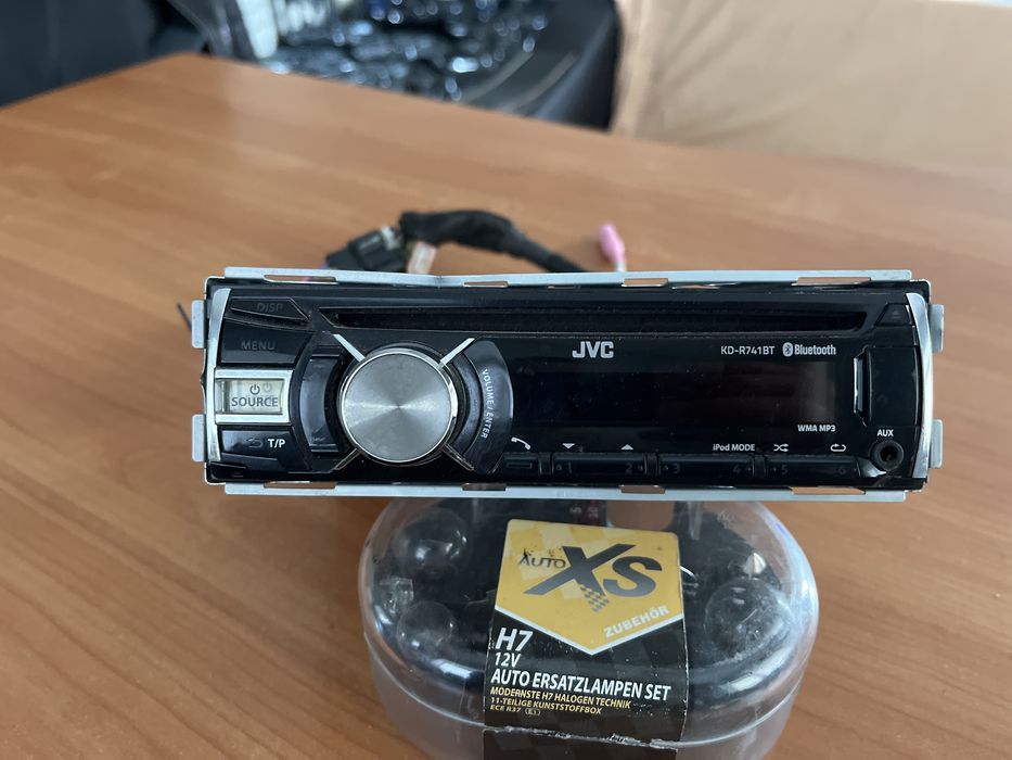 Автомагнітола JVC,KD-R741BT