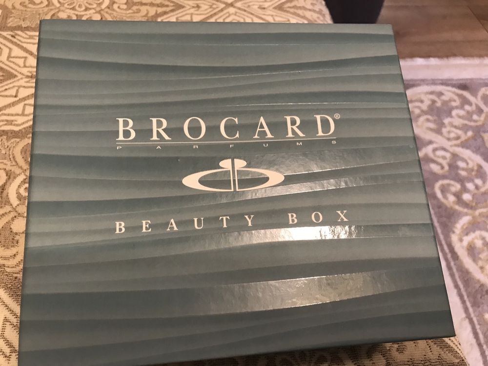 Подарункова коробка Brocard