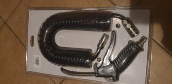 Pistolet z przewodem do powietrza