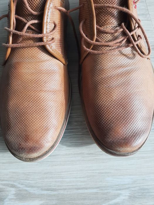 Sapatos camel nr. 41