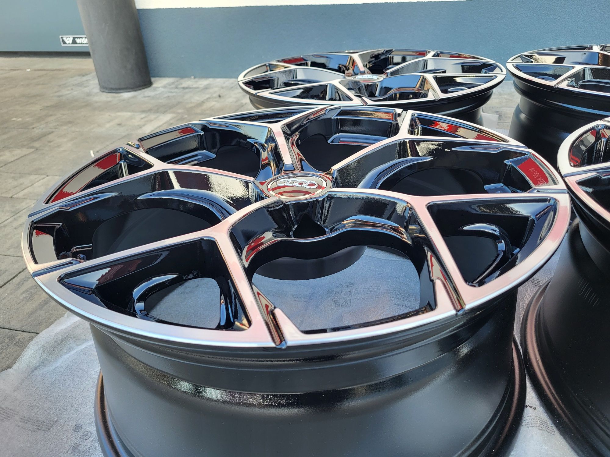 Alufelgi 18" 5x112 ET30 Audi A5 A7 A6 C8 C7 C6 A4 B9 B8 B7 Q5 Q3 Q2 GM