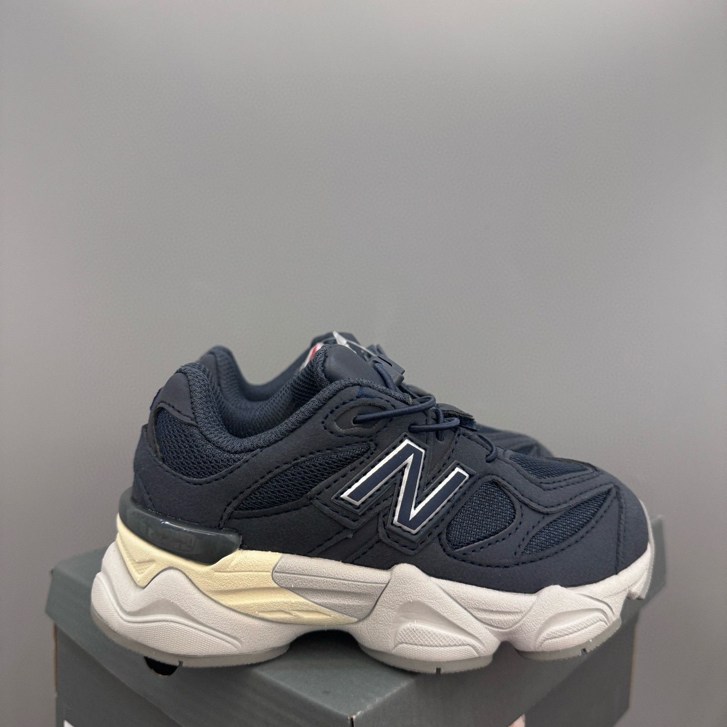 New balance criança