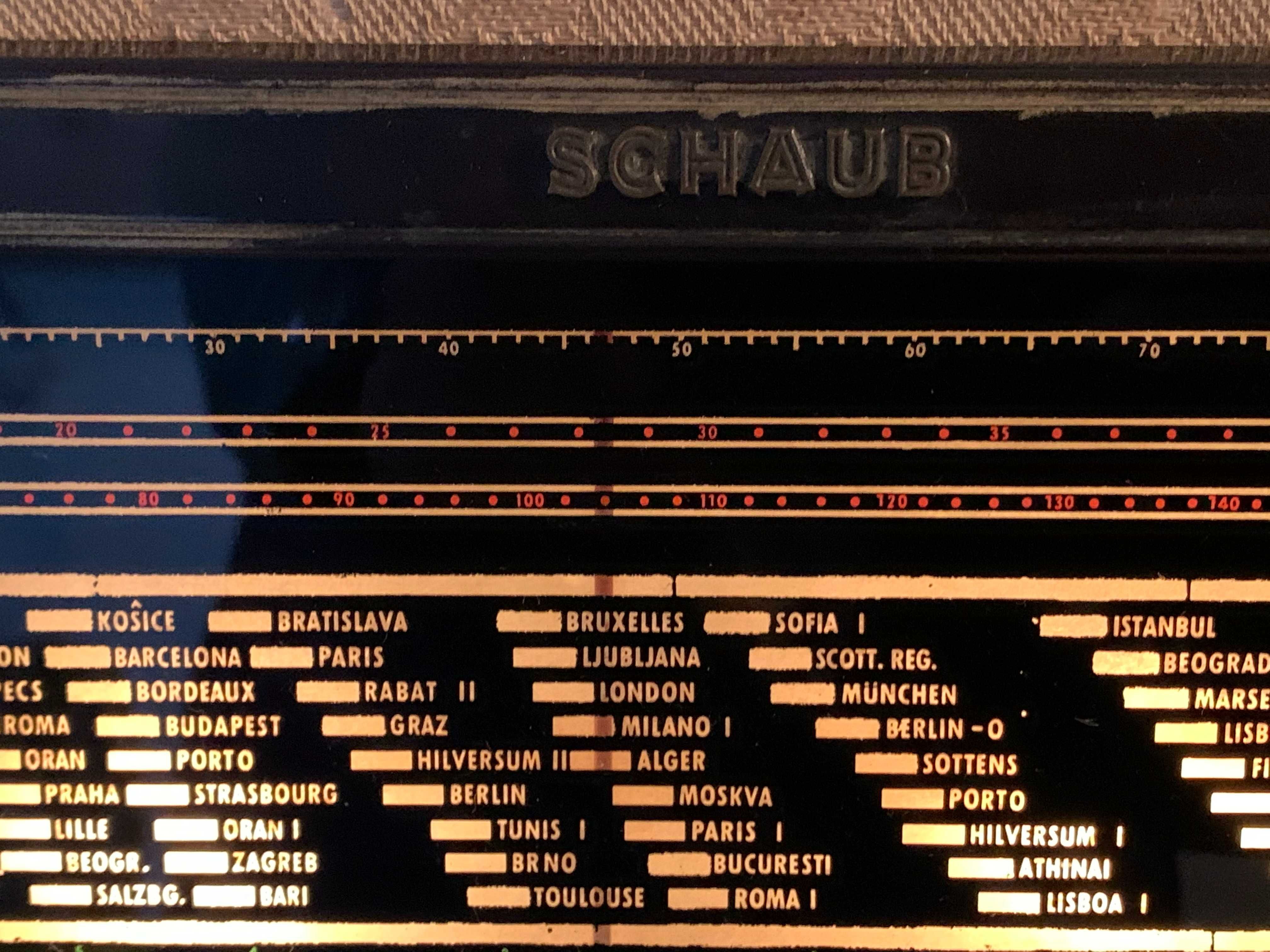 90€ - Radio de 1951-52 grande SCHAUB REGINA