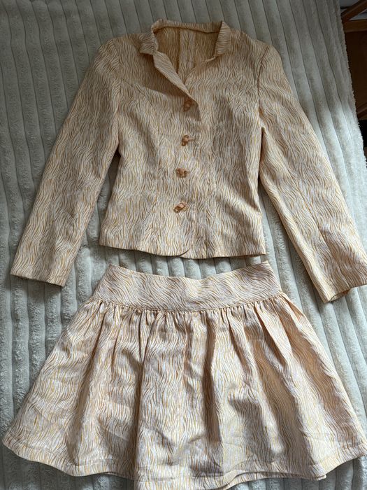 Komplet marynarka+spodnica S