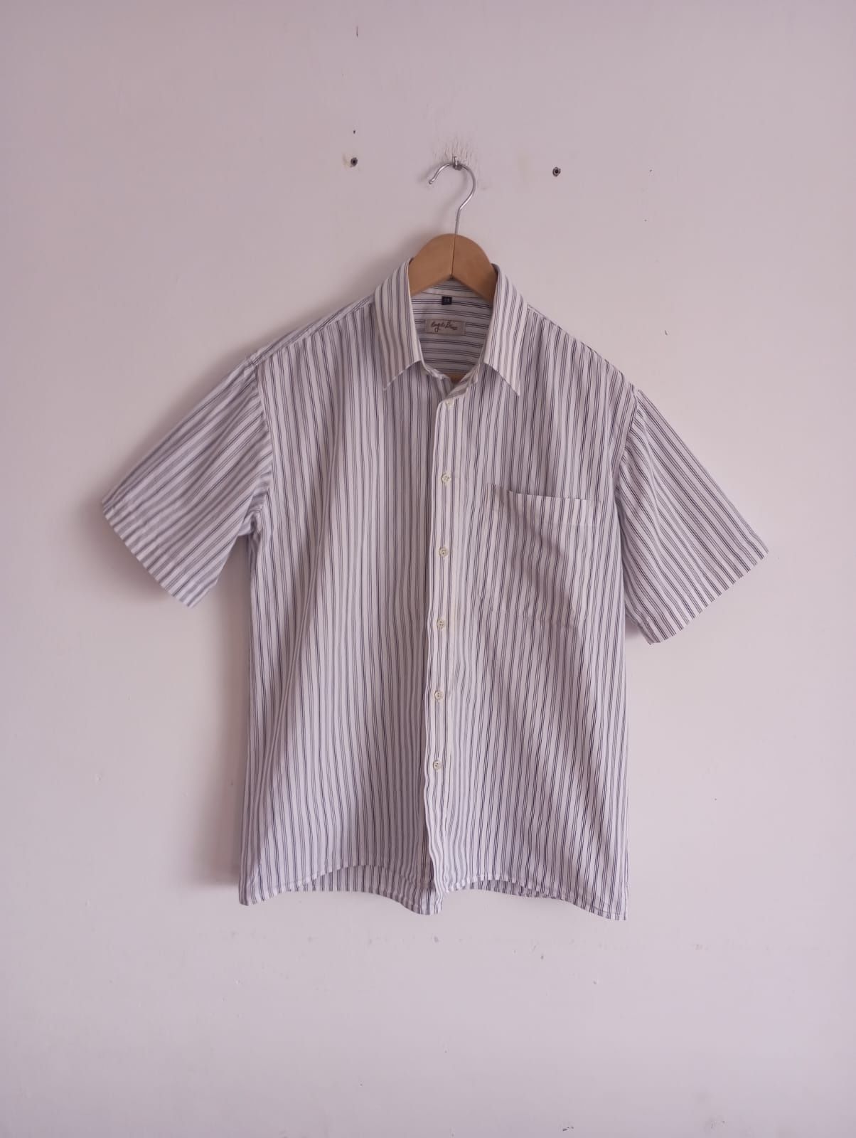 Camisa Ângelo Lítrico Tamanho 39