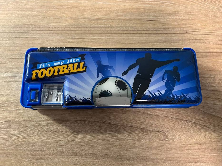 Пенал школьный твердый