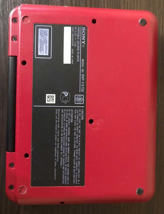 Портативний CD/DVD плеер DVP-FX750 Б/У