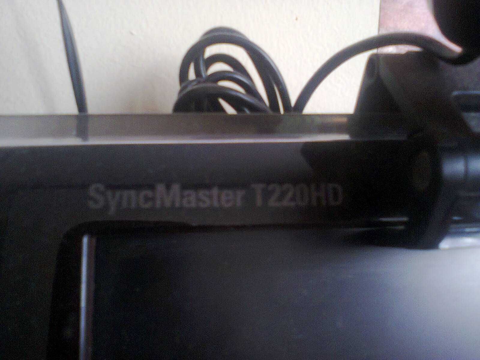 Monitor z funkcją telewizora 22 cale telewizor Samsung T220HD.