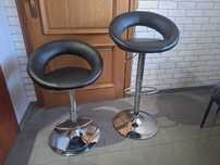 Czarne hokery,idealne do kuchni- 2 szt