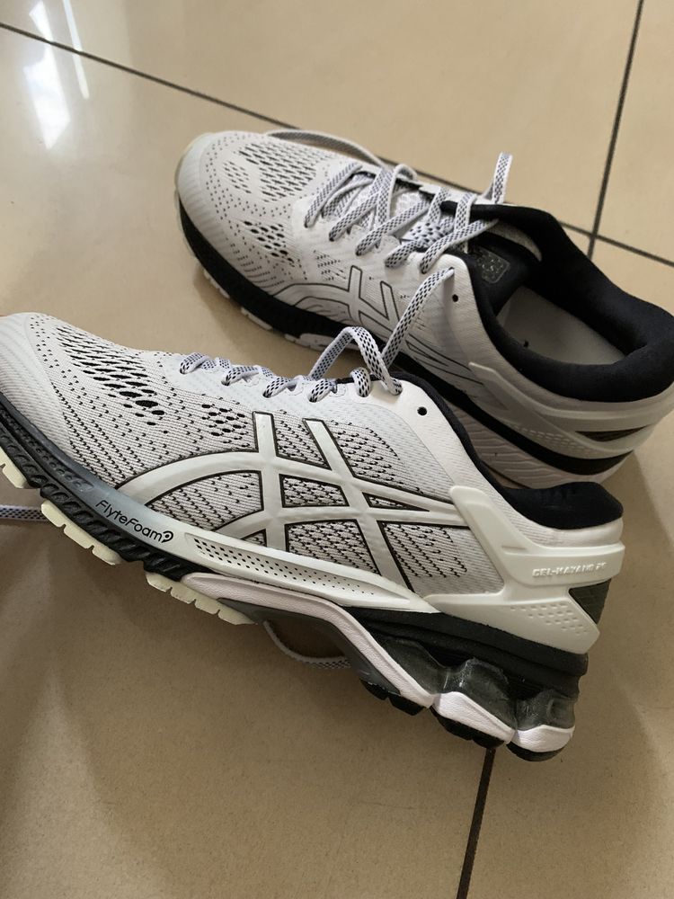 Asics Gel- Kayano 26