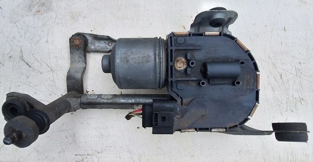 MECHANIZM+SILNIK WYCIERACZKI PRAWY PRZÓD SEAT LEON II/ EUR -1P0955024A