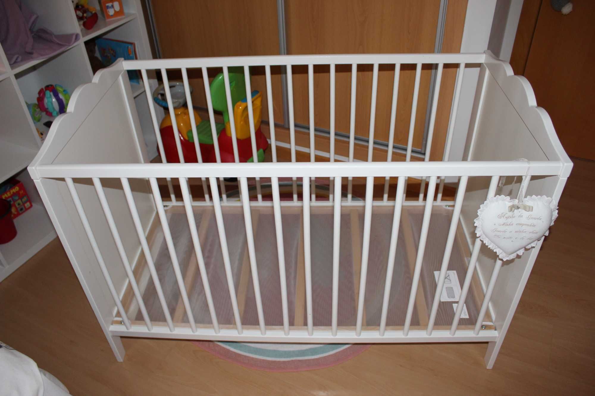 Berço Cama Bébé Criança Branca Base com 2 níveis de altura e Colchão