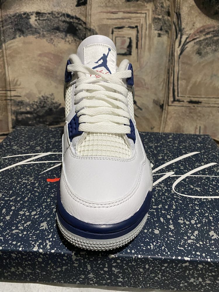 Jordan 4 Midnight Navy 40.5