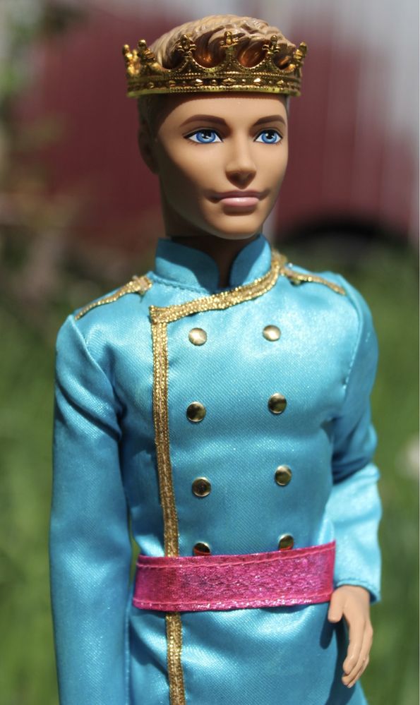 Принц Barbie з м/ф барбі таємні двері