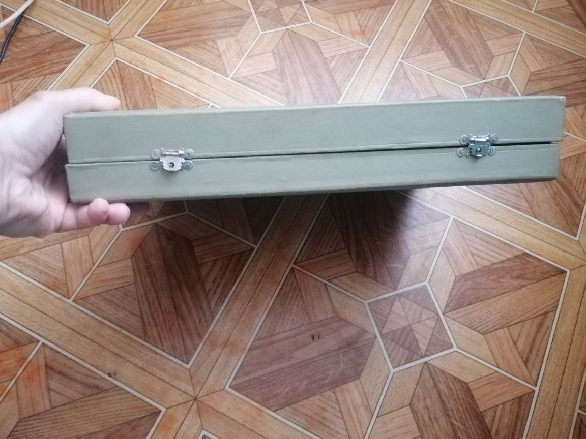 Коробка шкатулка футляр  для ложек вилок ножей, СССР