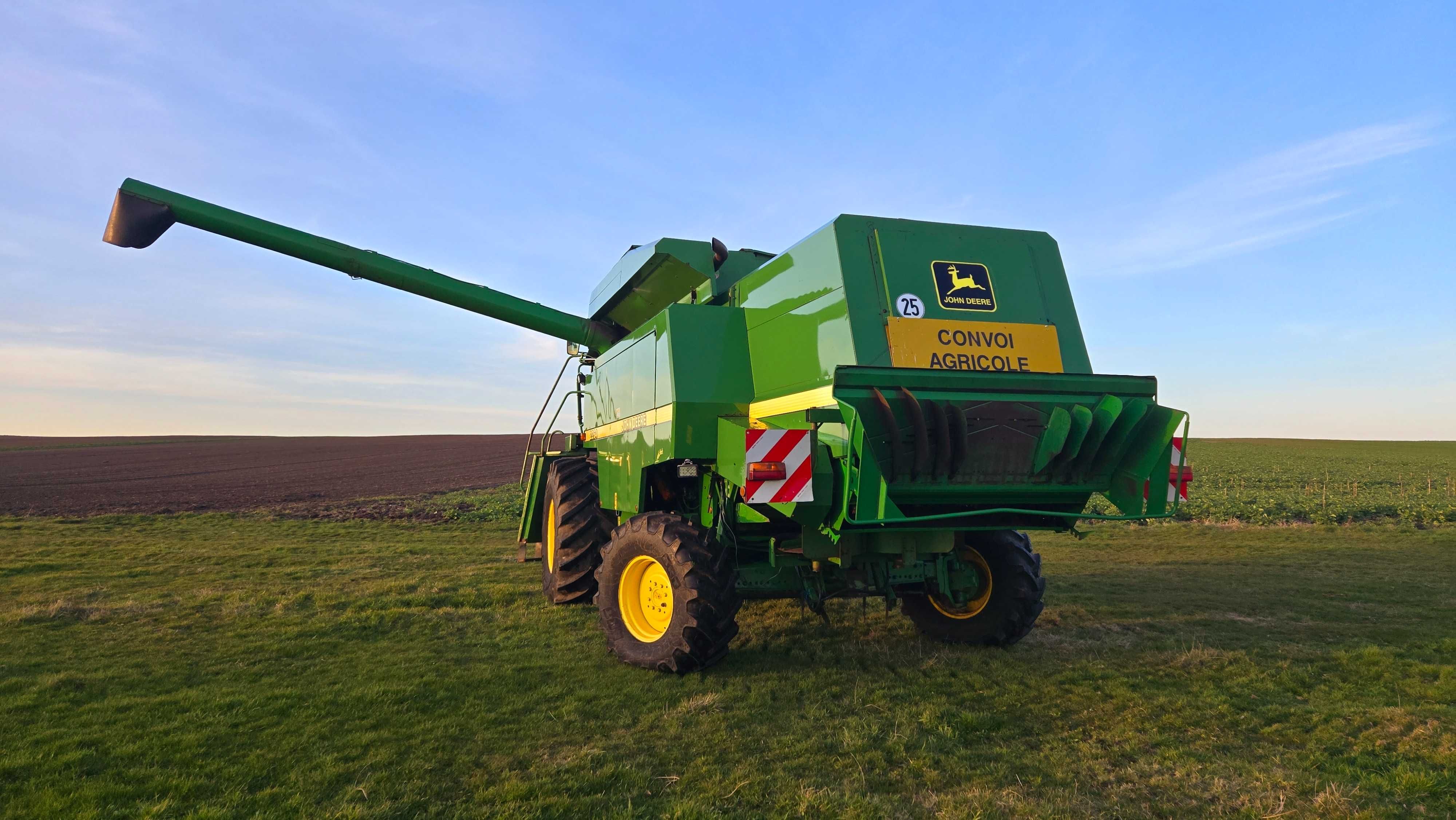 Свіжопривезений john deere 2264 200рік Без жатки $