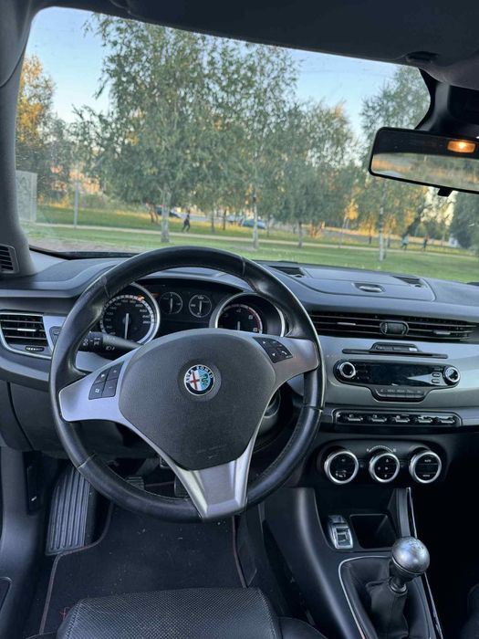 Alfa Romeo Giulietta 1.6 JTDm distinctive