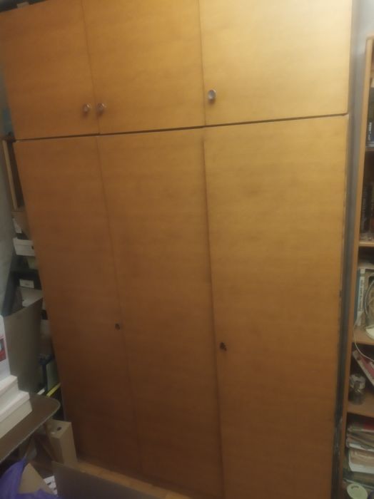 Шафа трьох дверна з антресолью