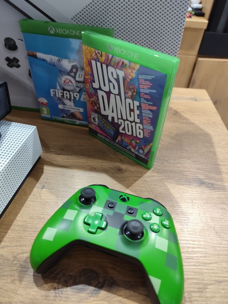 Xbox one s Kinect Pad Minecraft Clipper gry