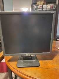 Monitor Acer 17 cali