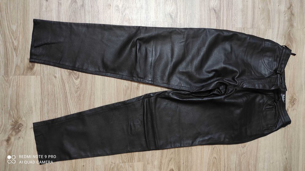Шкіряні штани  жіночі