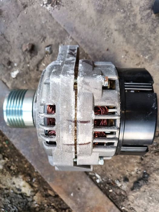 Продам генератор ВАЗ Пріора