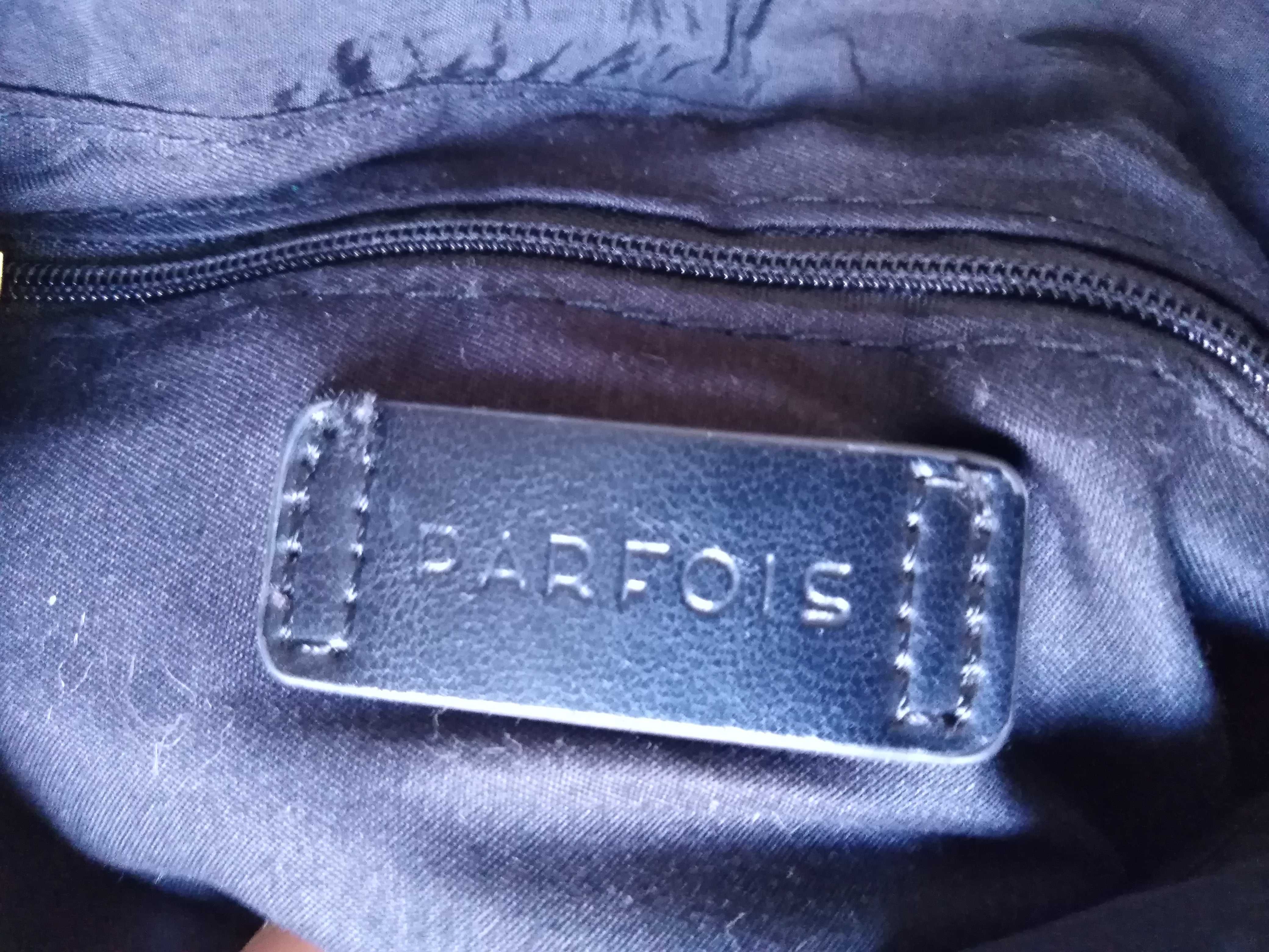 Bolsa Negra Parfois