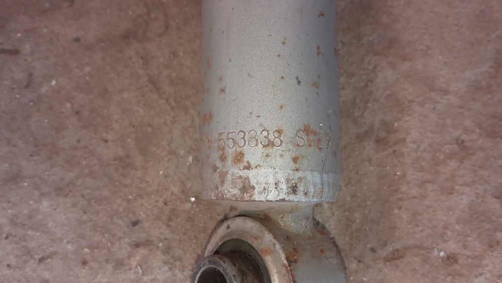 Kyb 53338 амортизатор