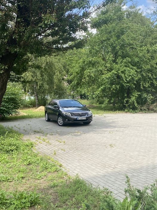 Тойота королла 1.6 в отличном состоянии