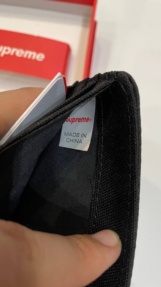 Гаманець Supreme
