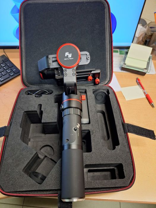 Gimbal Feiyutech A 1000 3 osiowy do aparatów bezlusterkowych