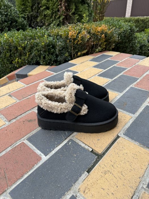 Продам зимові черевики