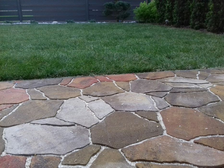 Укладання бруківки укладка тротуарної плитки Львів