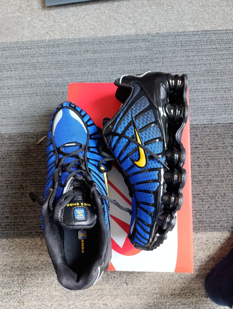 Nike shox 12 original