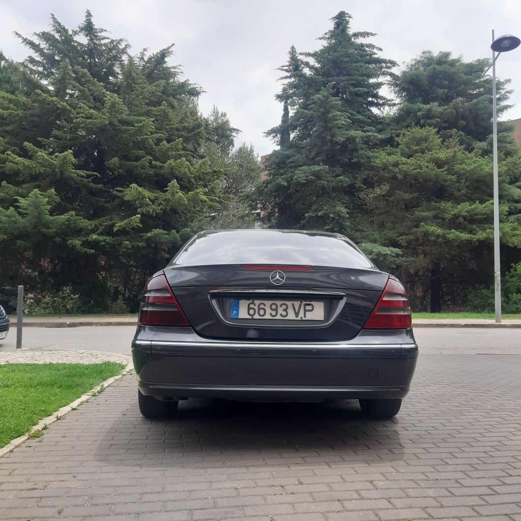 Mercedes e220 w211