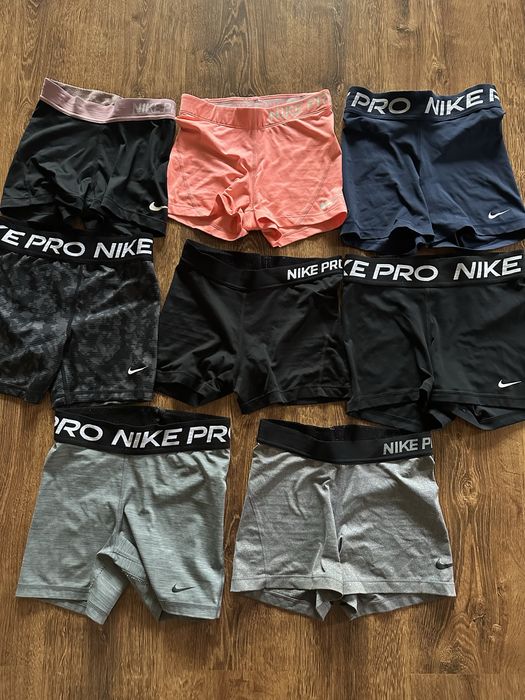 жіночі шорти nike pro