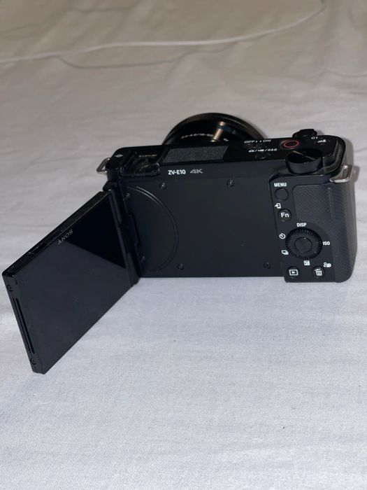 Câmera Sony ZV-E10