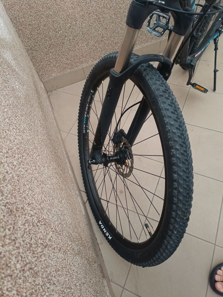 Kross level 7.0 szerokie opony rama M 19