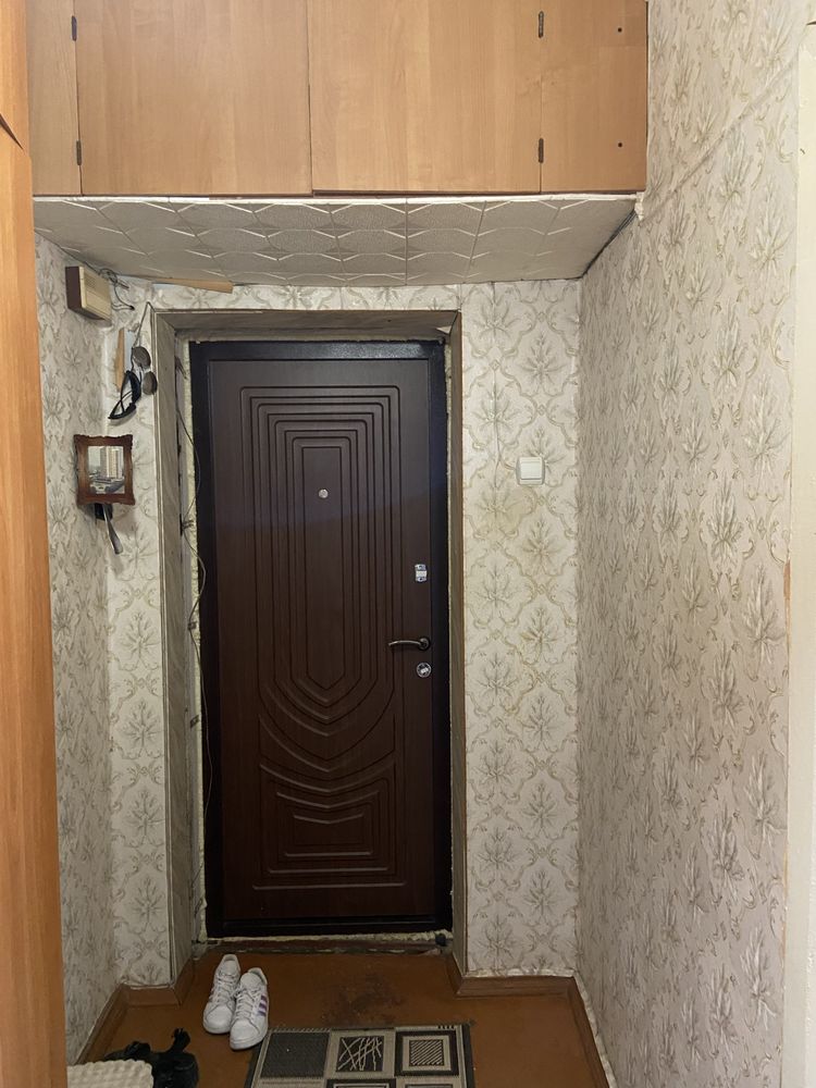 Продається 2-х кімнатна квартира