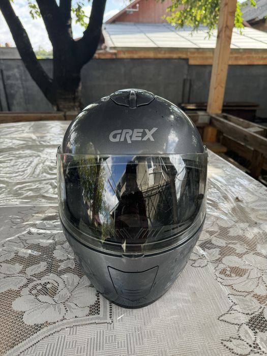 Мотошолом Grex