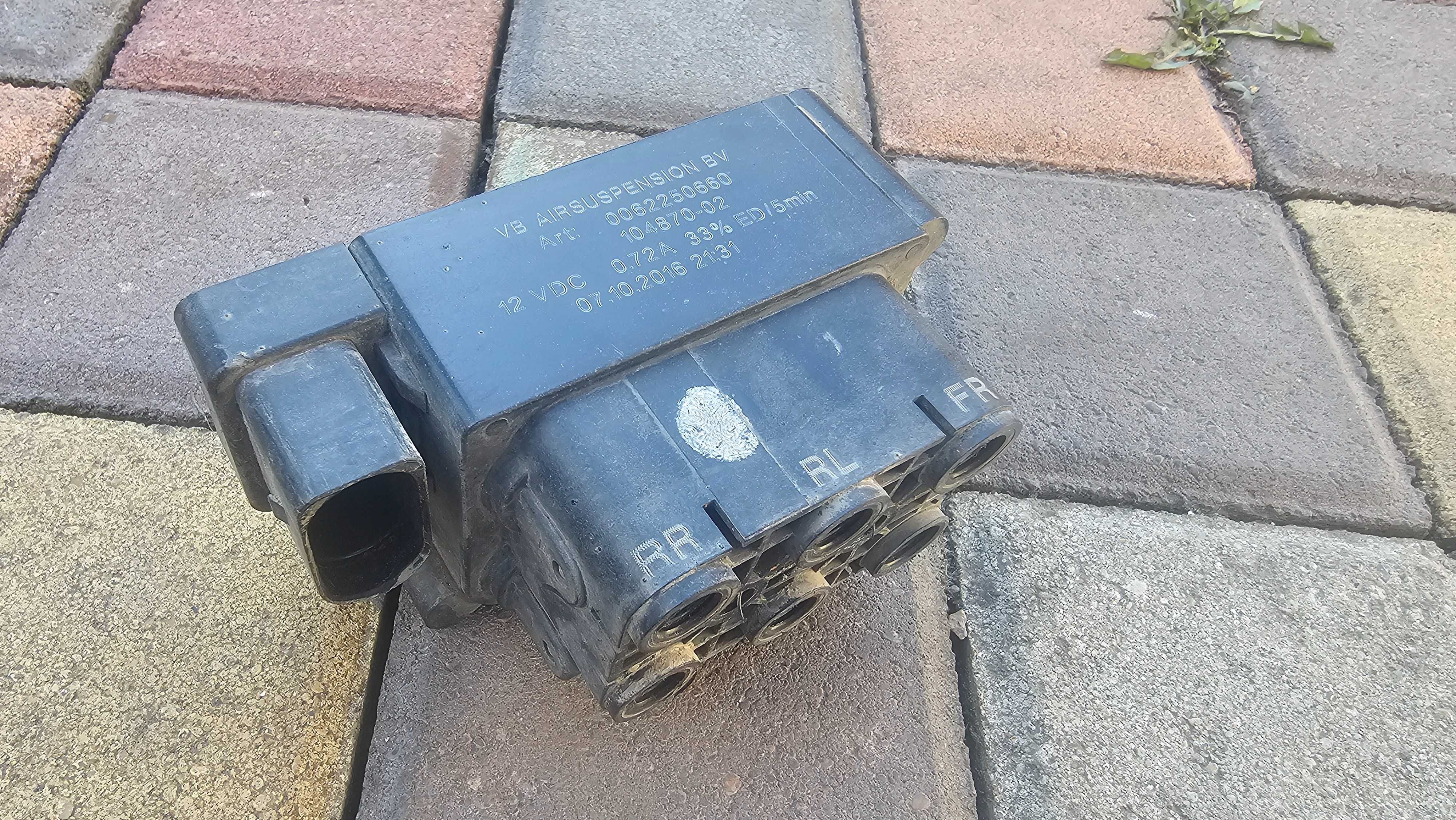 Спринтер 906 блок клапанов пневмоподвеска