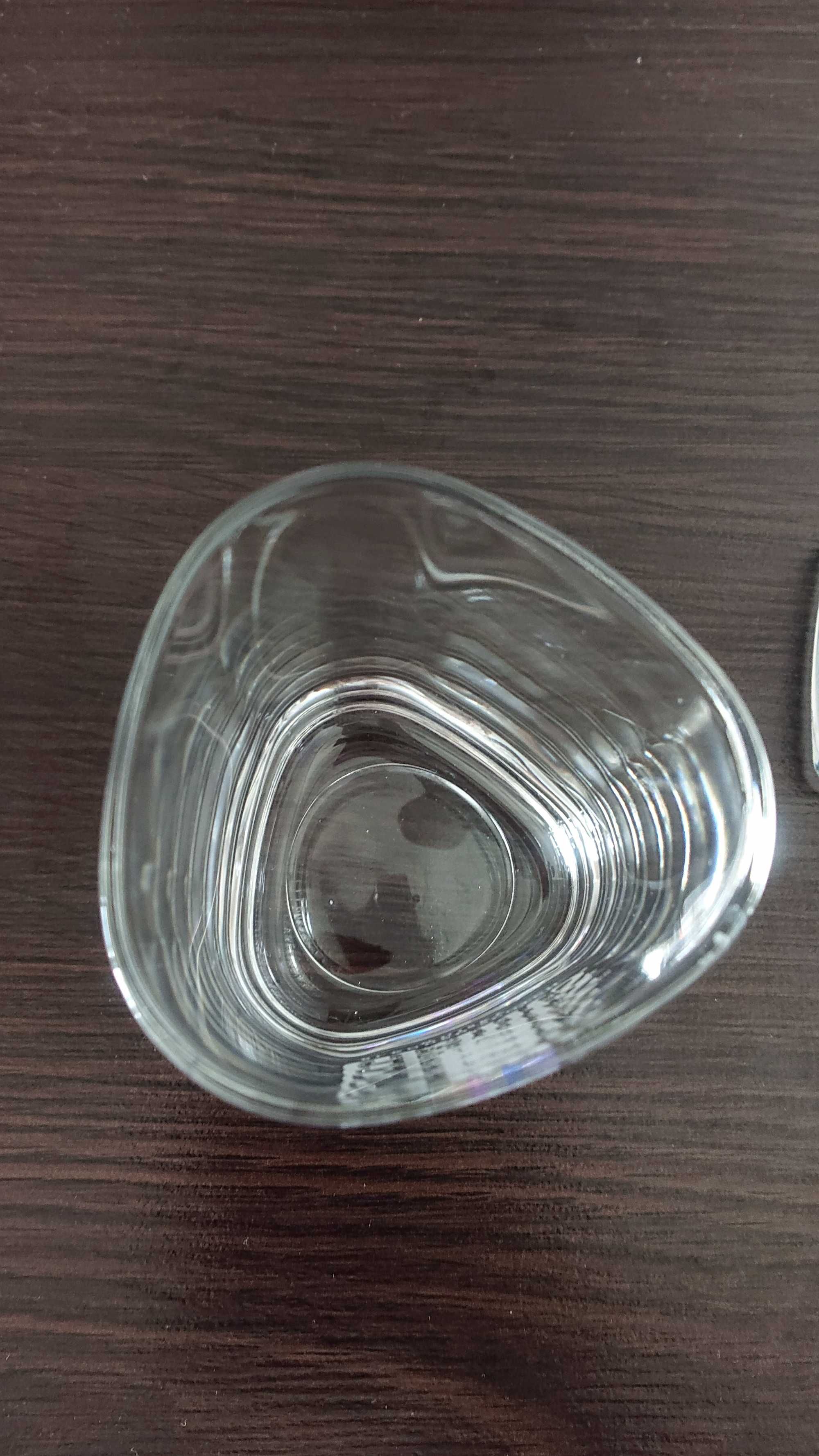 4 x szklanka / 1 x Grant's + 3 x szklanka gładka / szklanki na drinki