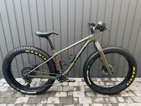Карбоновий фетбайк Trek Farley 9.6