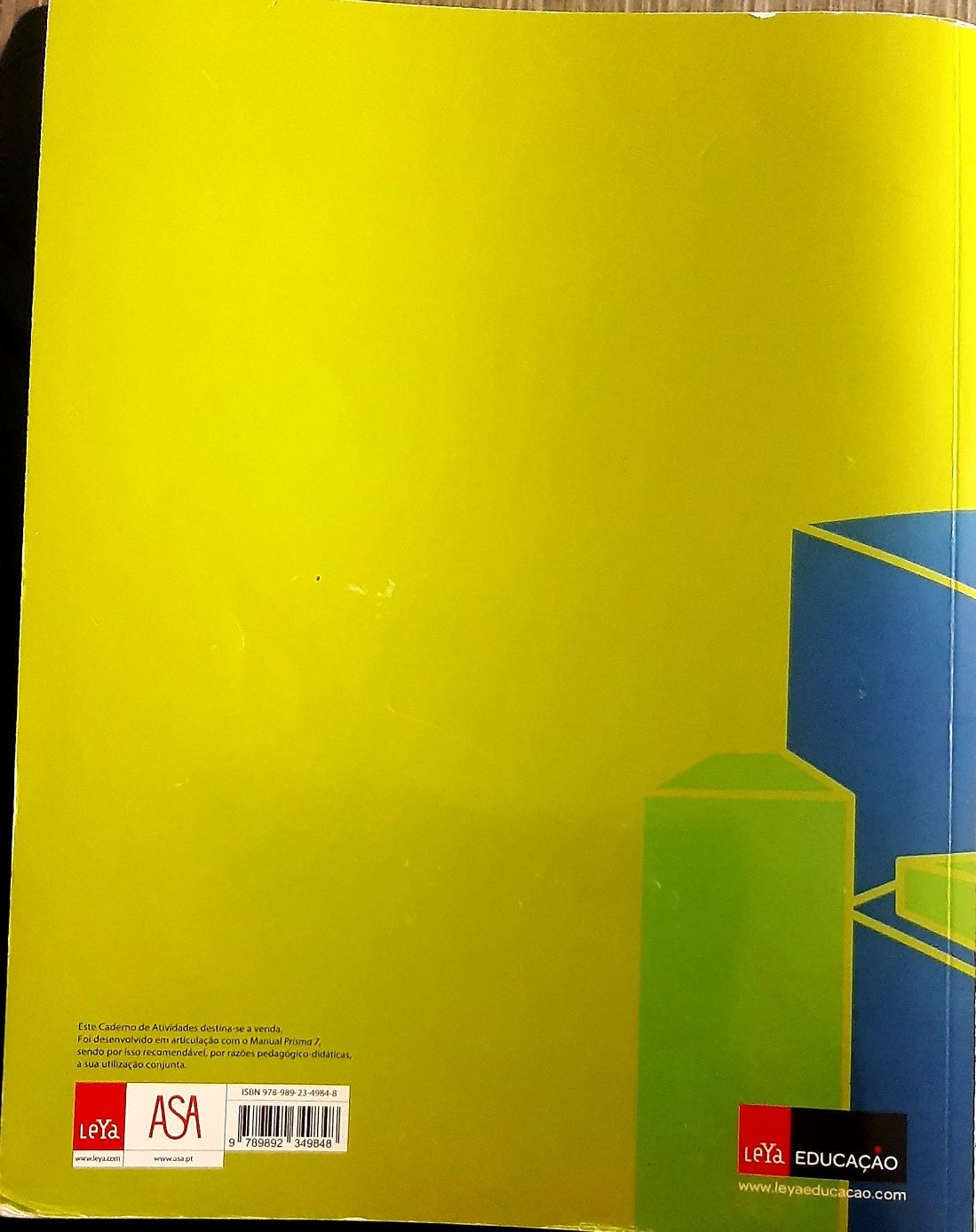 Livro Escolar Actividades-Prisma7