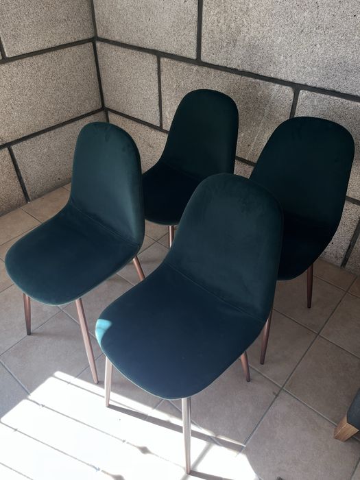 Cadeiras GLAM – SKLUM | Conjunto de 4 | Excelente estado