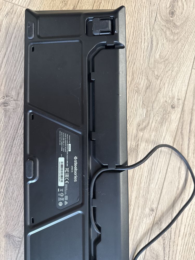klawiatura steelseries apex 5