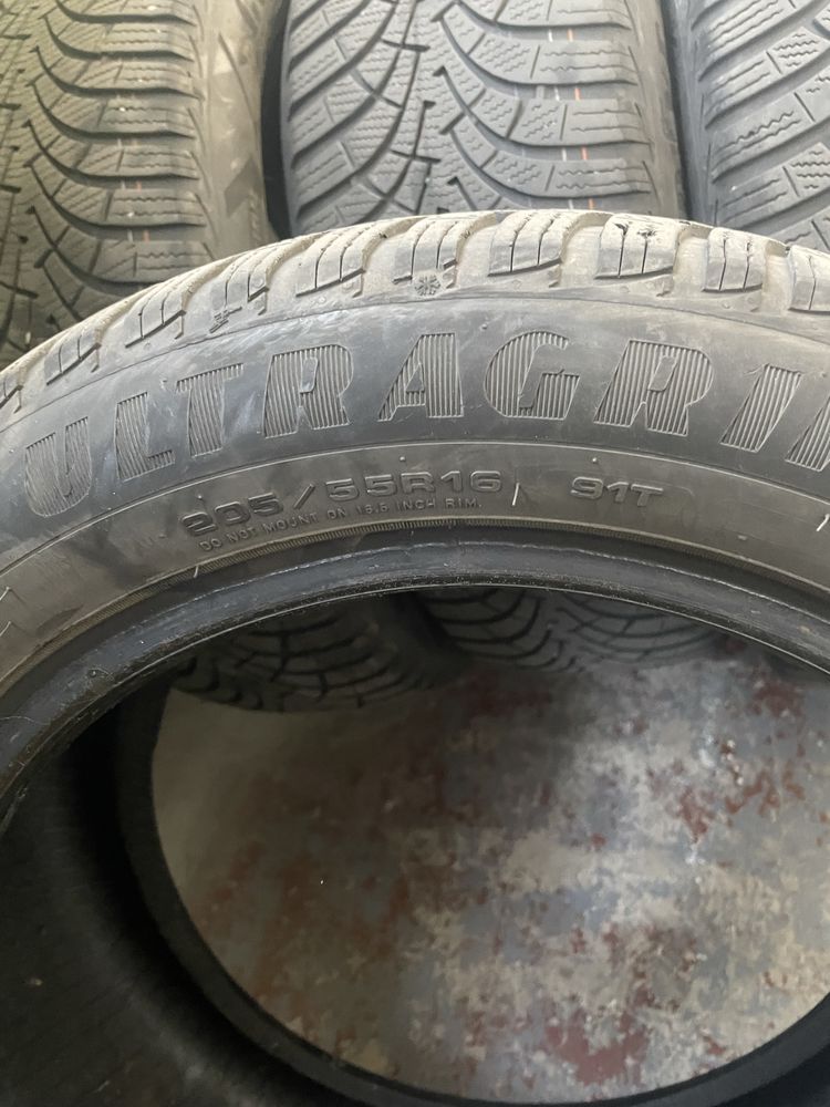 Продам зимову гуму Goodyear UltraGrip 9+ 205/55/r 16