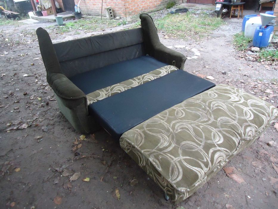 Продам диван. Отличное состояние.