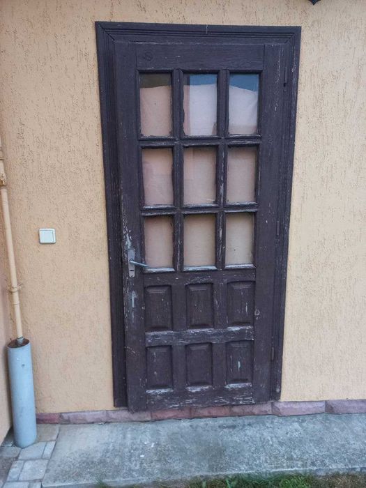 Продам двері соснові