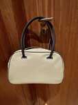 Mala Lacoste beige com preto